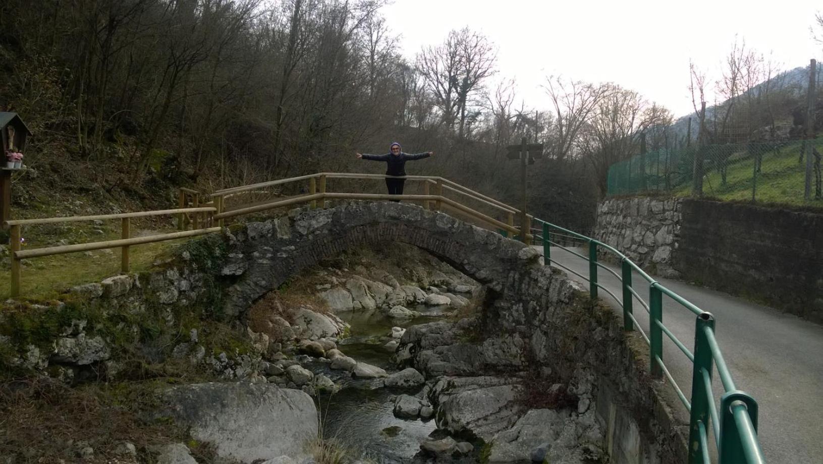 B&B Il Santo Pellegrino Adrara San Rocco Bagian luar foto